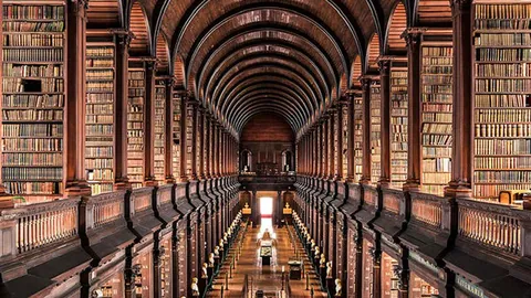 “武磊两球助上海海港客场击败青岛西海岸”